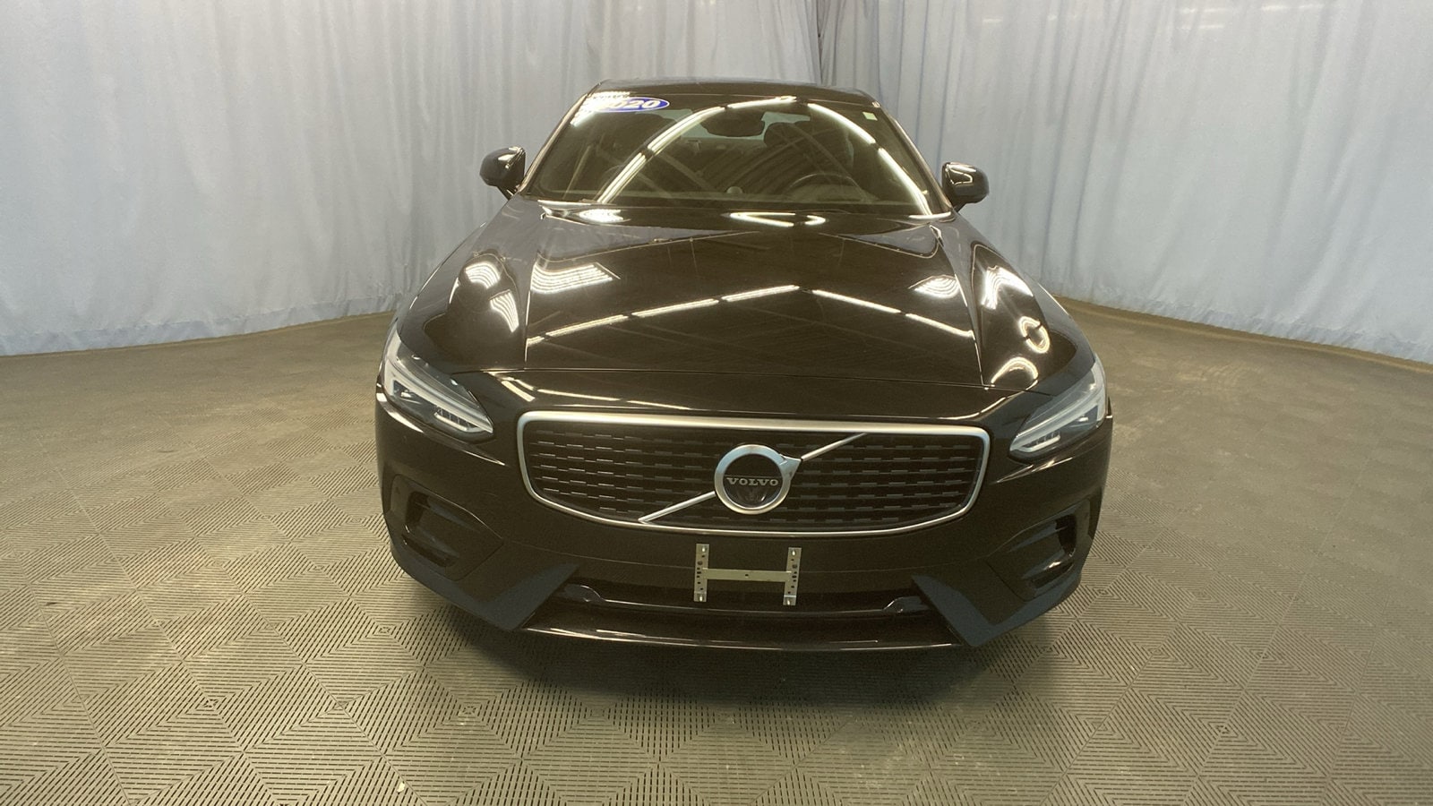 Used 2020 Volvo S90 R-Design with VIN LVYA22MT4LP170199 for sale in Hartford, CT