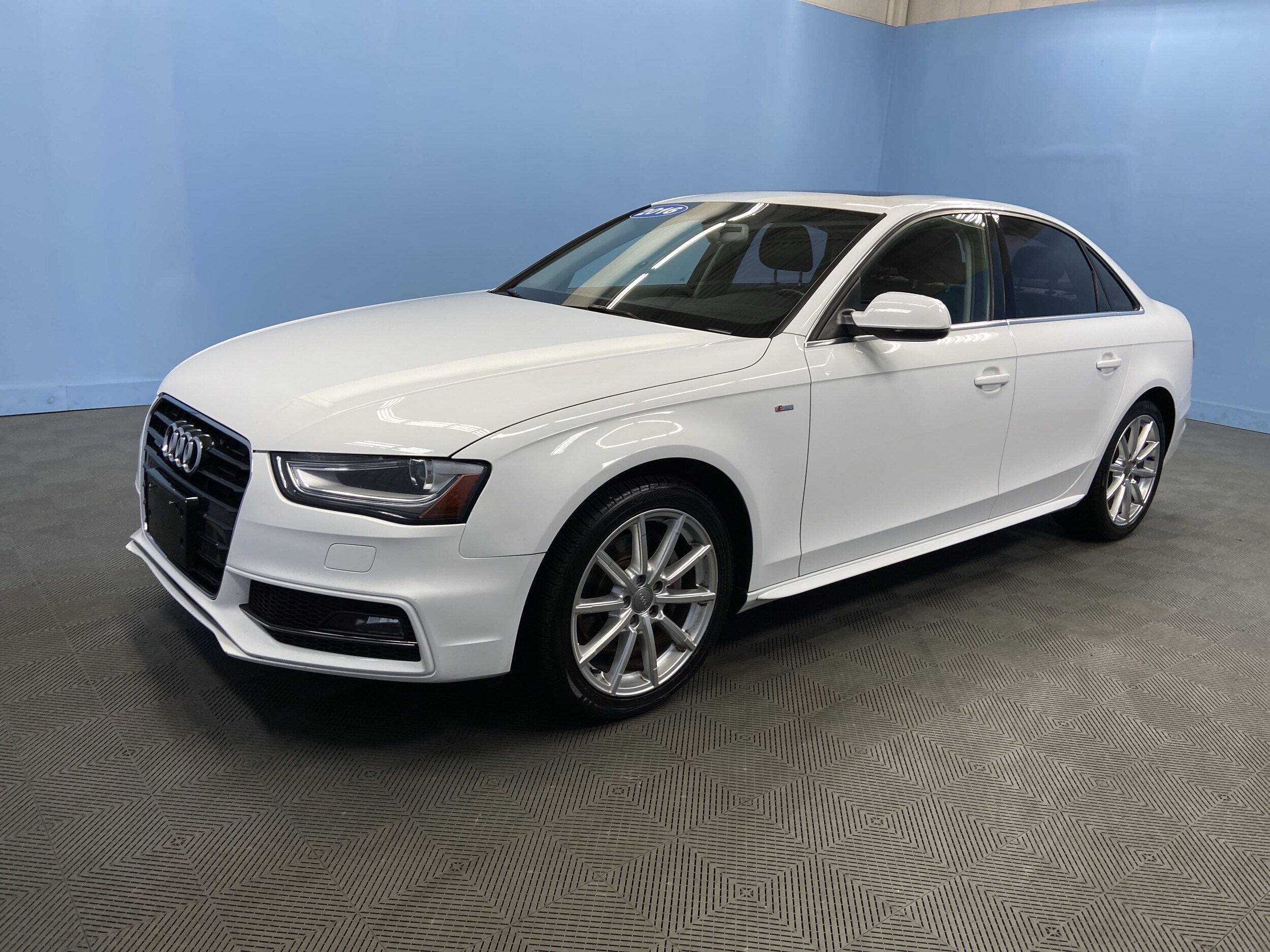 2016 Audi A4 2.0T Premium Quattro photo 3