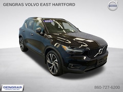 2021 Volvo XC40 R-Design SUV