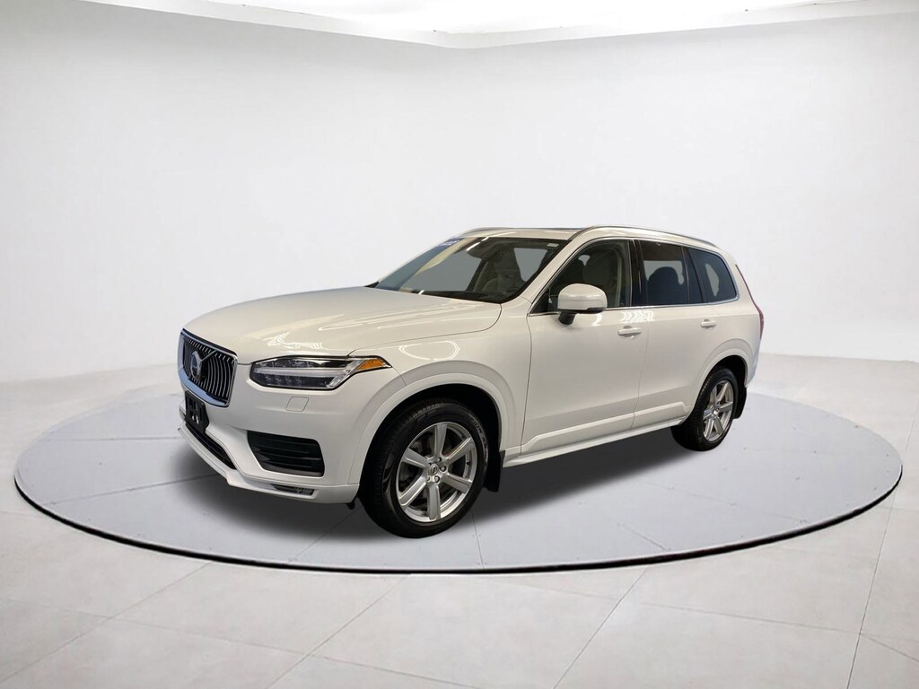 Used 2022 Volvo XC90 Momentum SUV
