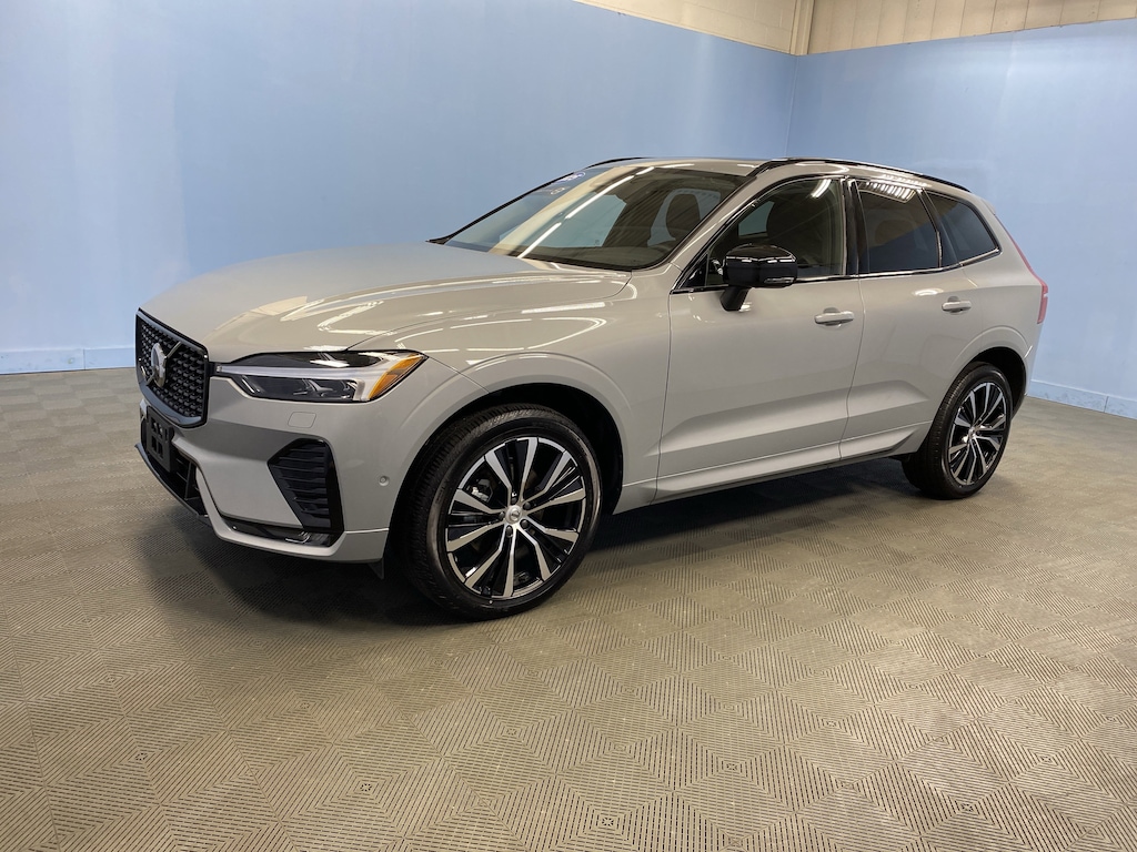 Used 2025 Volvo XC60 Plus SUV