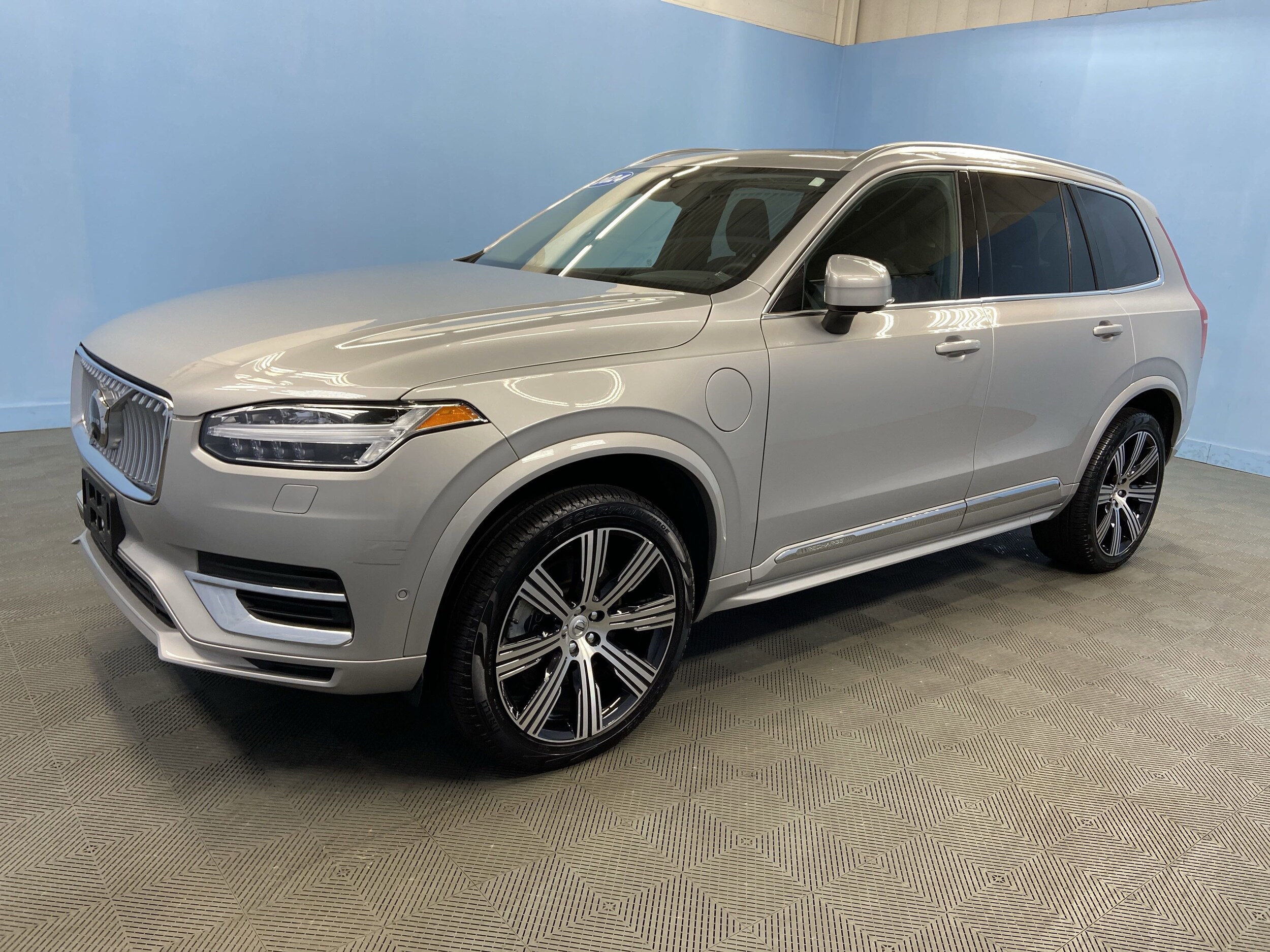 2024 Volvo XC90 Recharge Plus photo 2