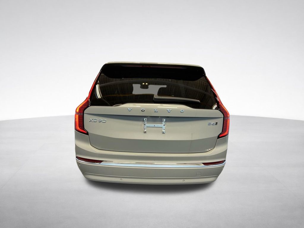 2026 Volvo XC90 Core - Photo 6
