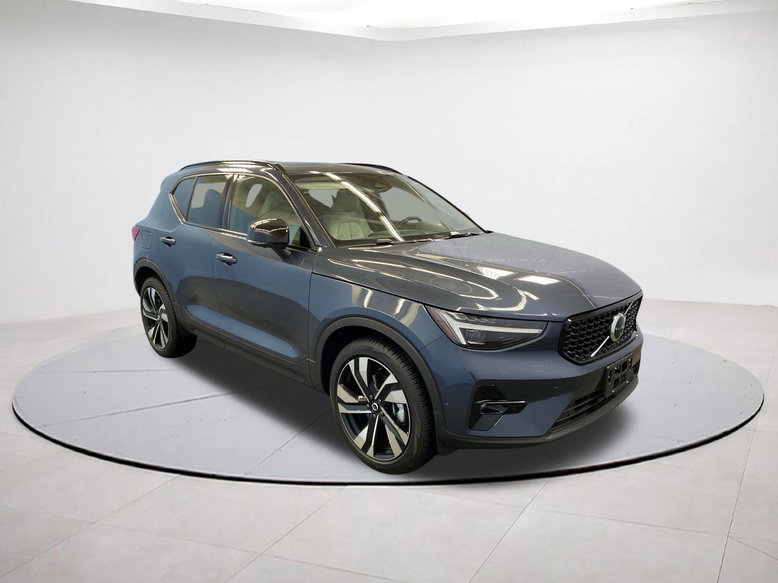 2026 Volvo XC40 Ultra's photo