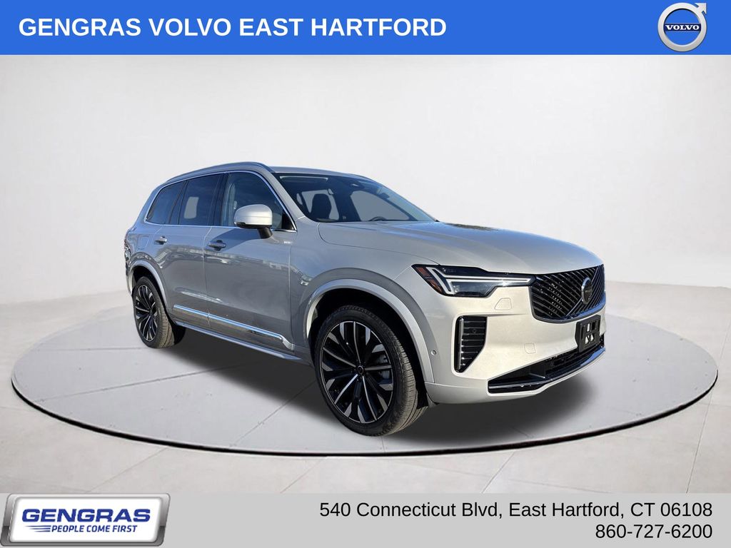 2025 Volvo XC90 SUV 