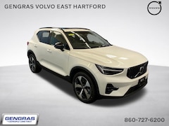 2026 Volvo XC40 B5 Plus SUV E777034X