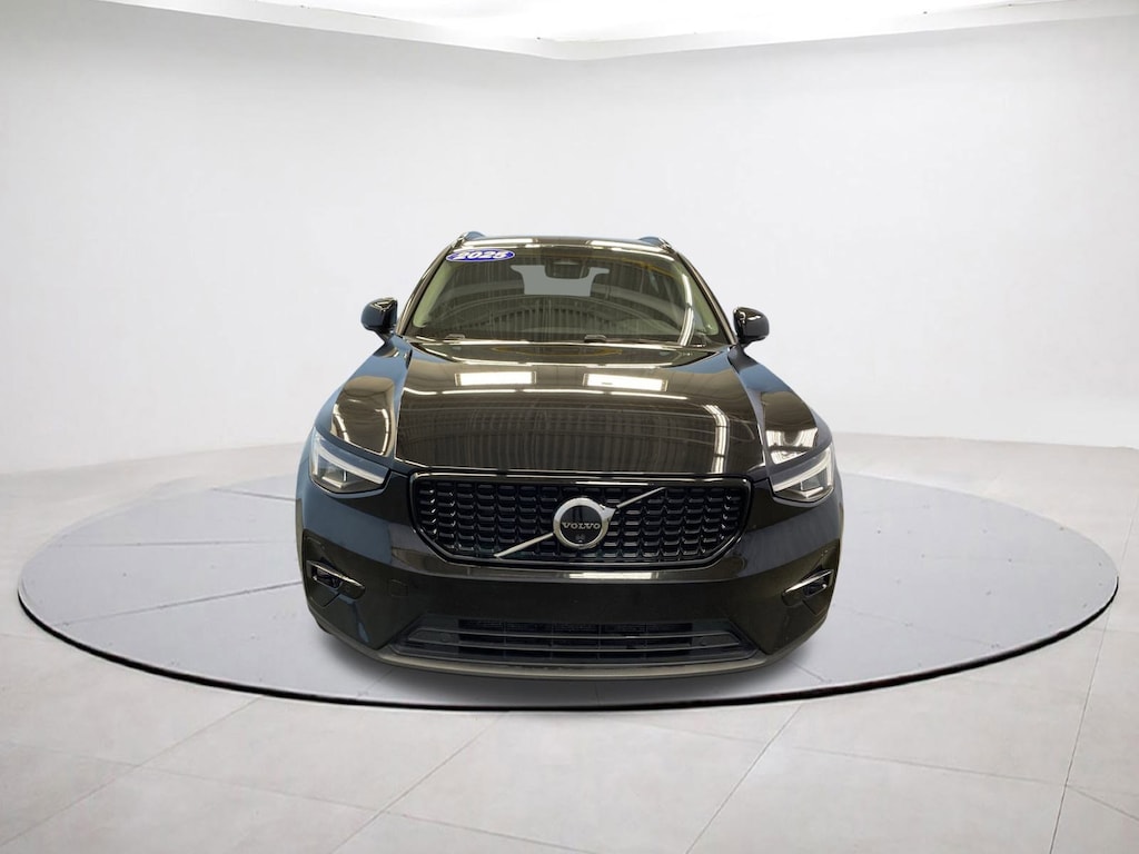 Used 2025 Volvo XC40 Plus Dark Theme SUV