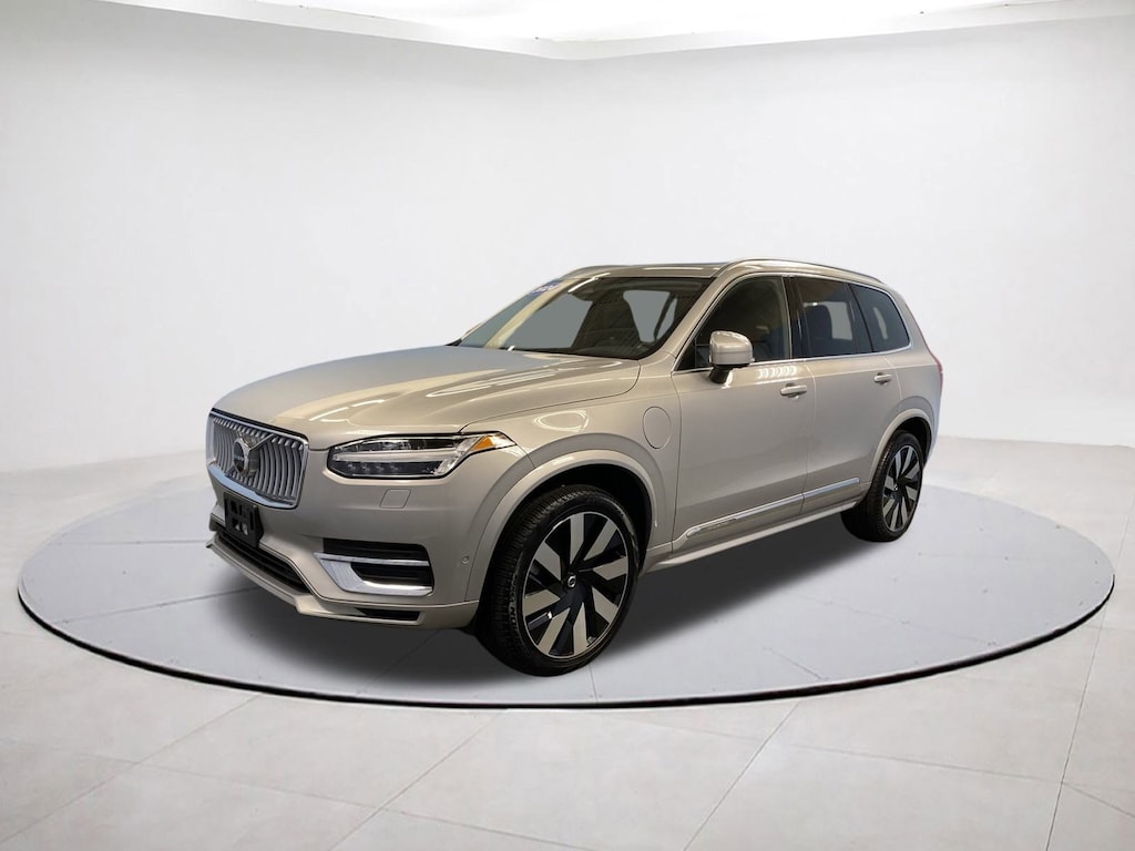 Used 2024 Volvo XC90 plug-in hybrid Plus Bright Theme SUV