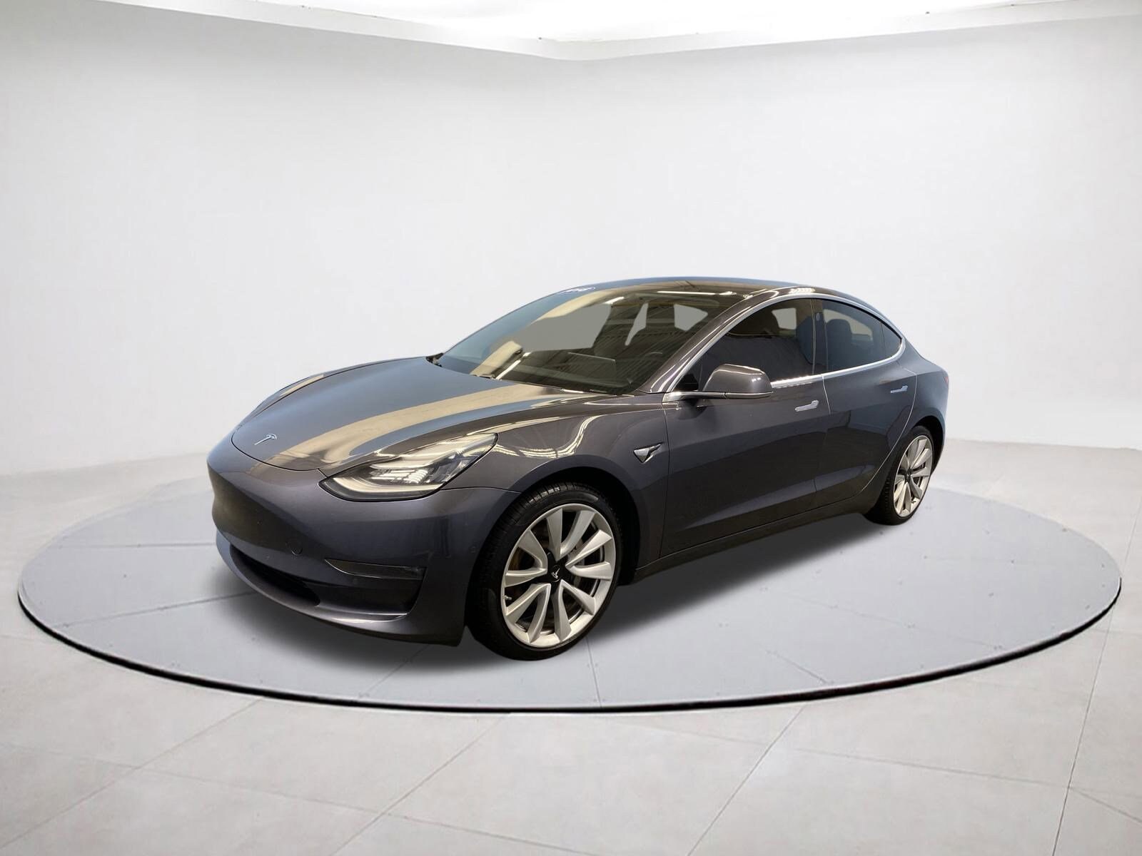 2018 Tesla Model 3 Long Range photo 3
