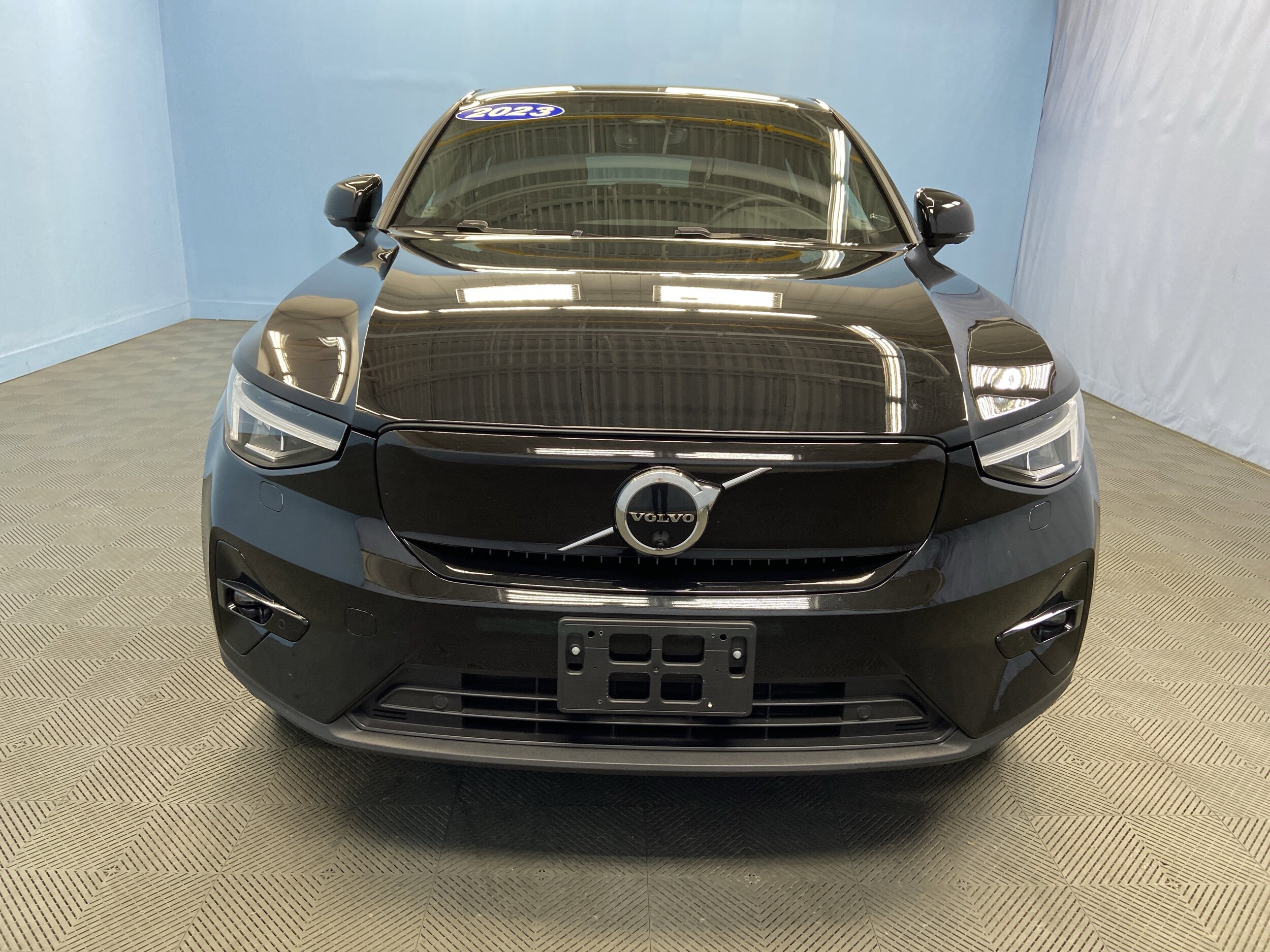 2023 Volvo C40 Recharge Ultimate photo 2