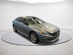2018 Volvo S60 Cross Country Sedan