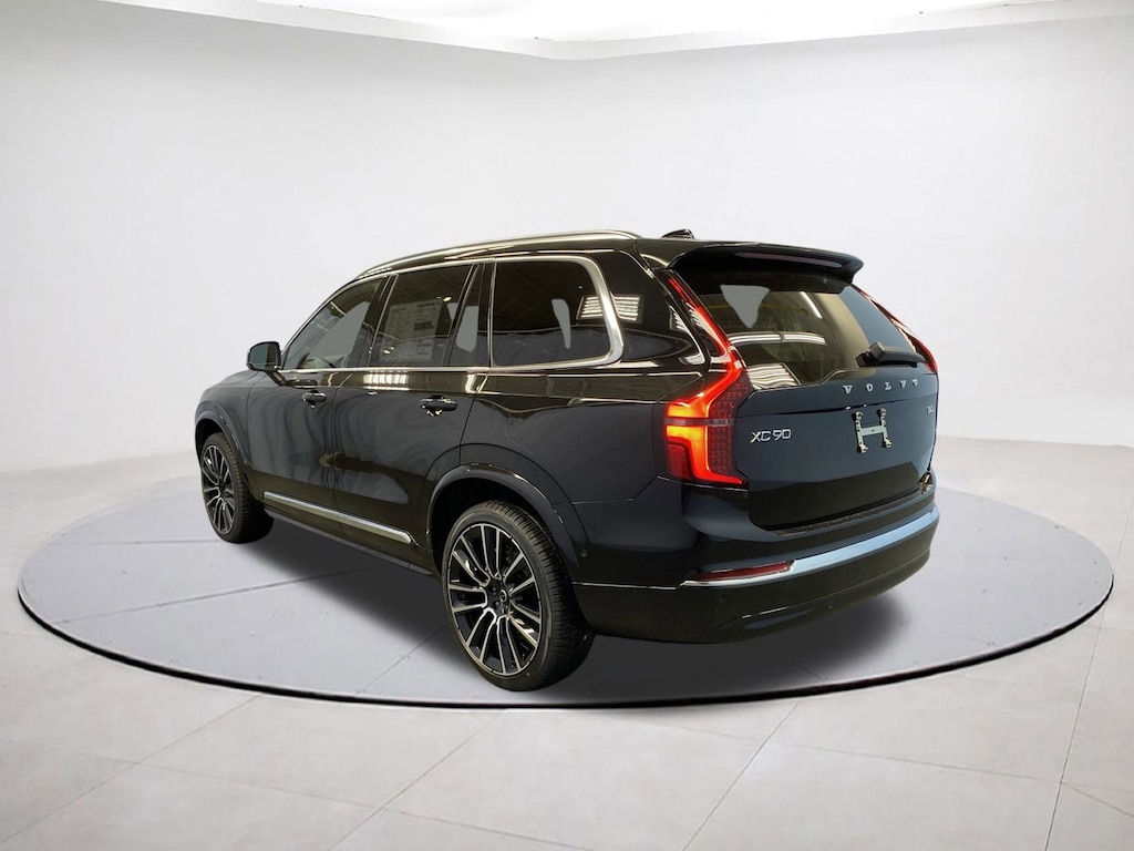New 2026 Volvo XC90 B5 Plus 7-Seater SUV