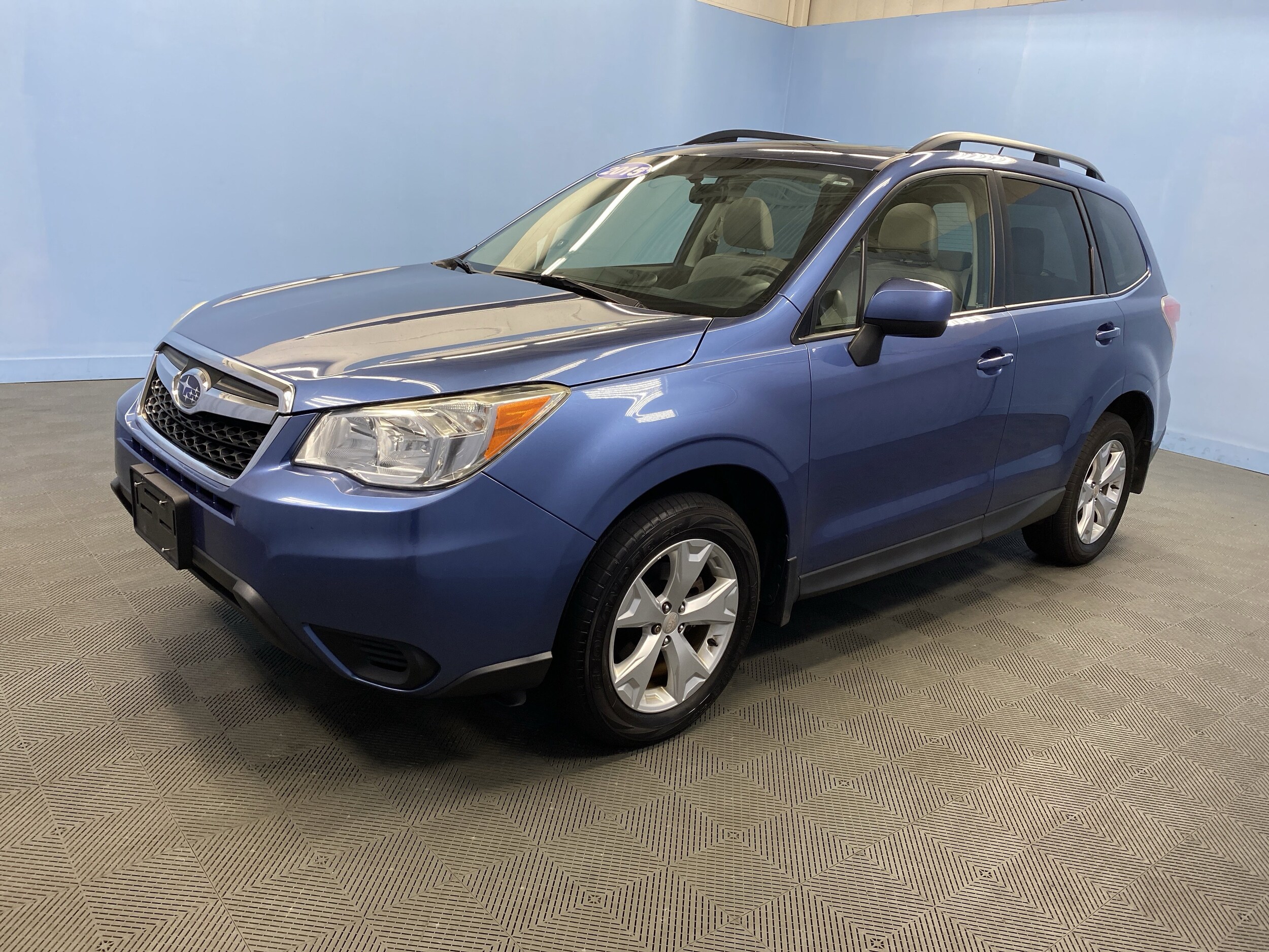 2015 Subaru Forester 2.5i Premium photo 3