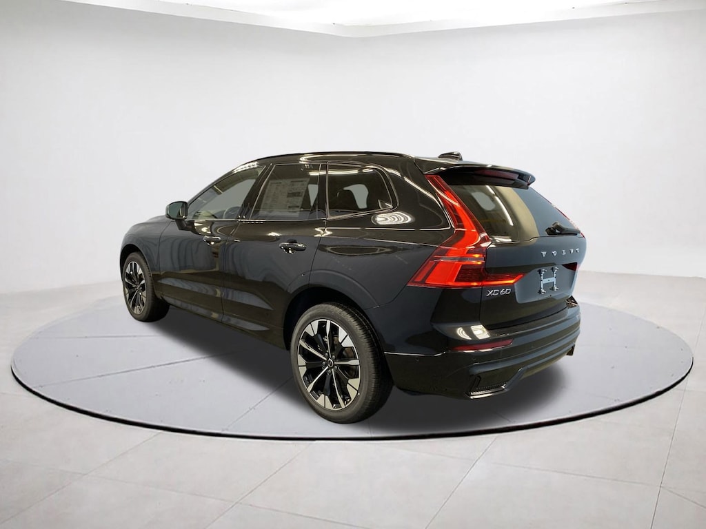 New 2026 Volvo XC60 B5 Plus SUV