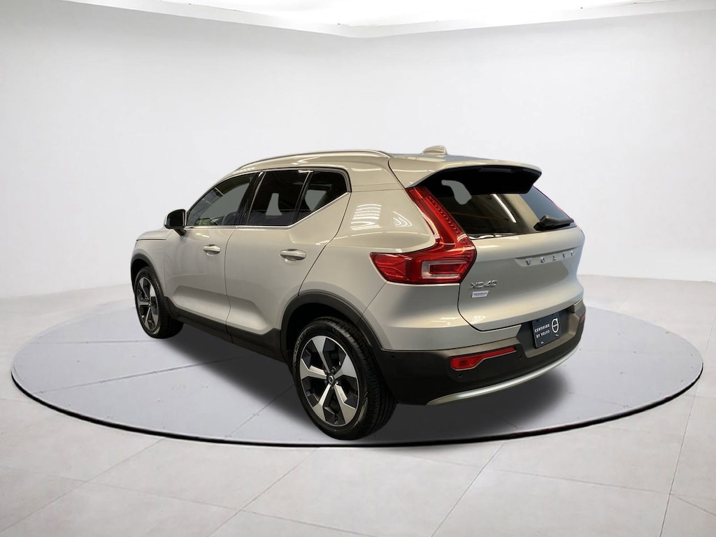 Used 2025 Volvo XC40 Plus Bright Theme SUV