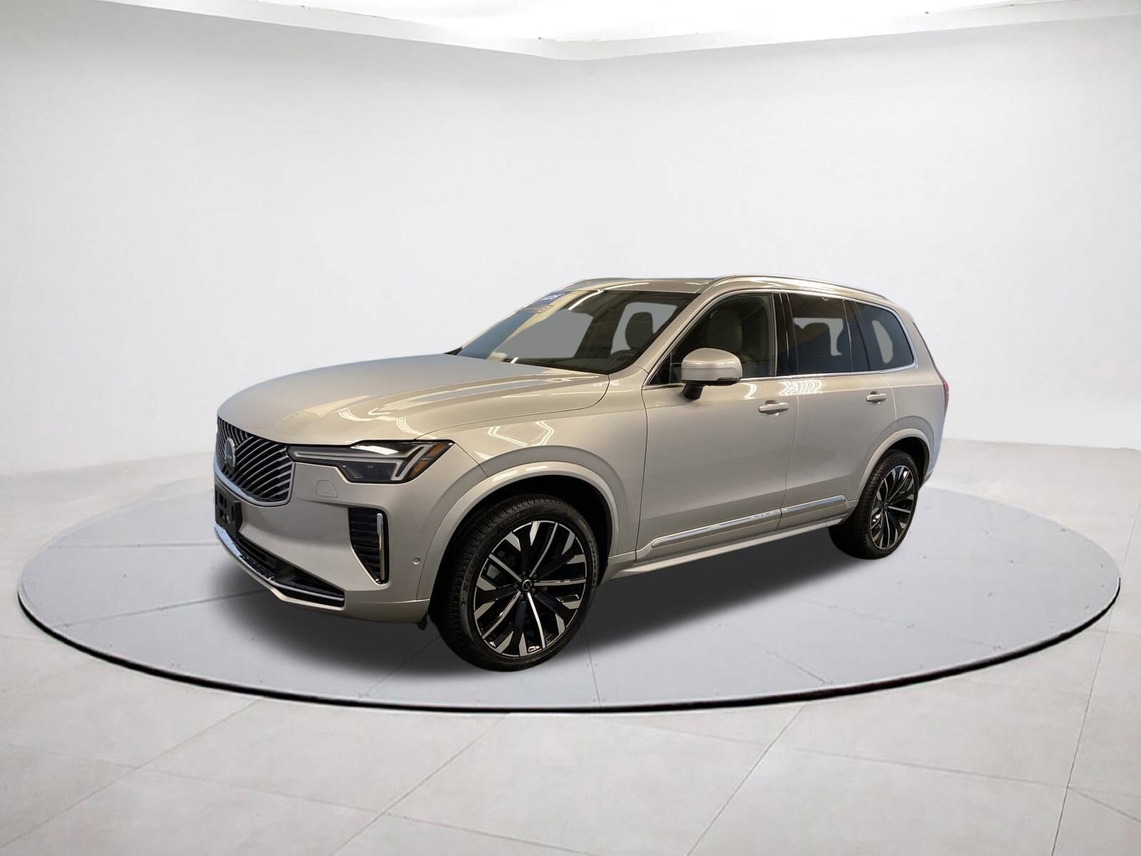 2025 Volvo XC90 Plus photo 3