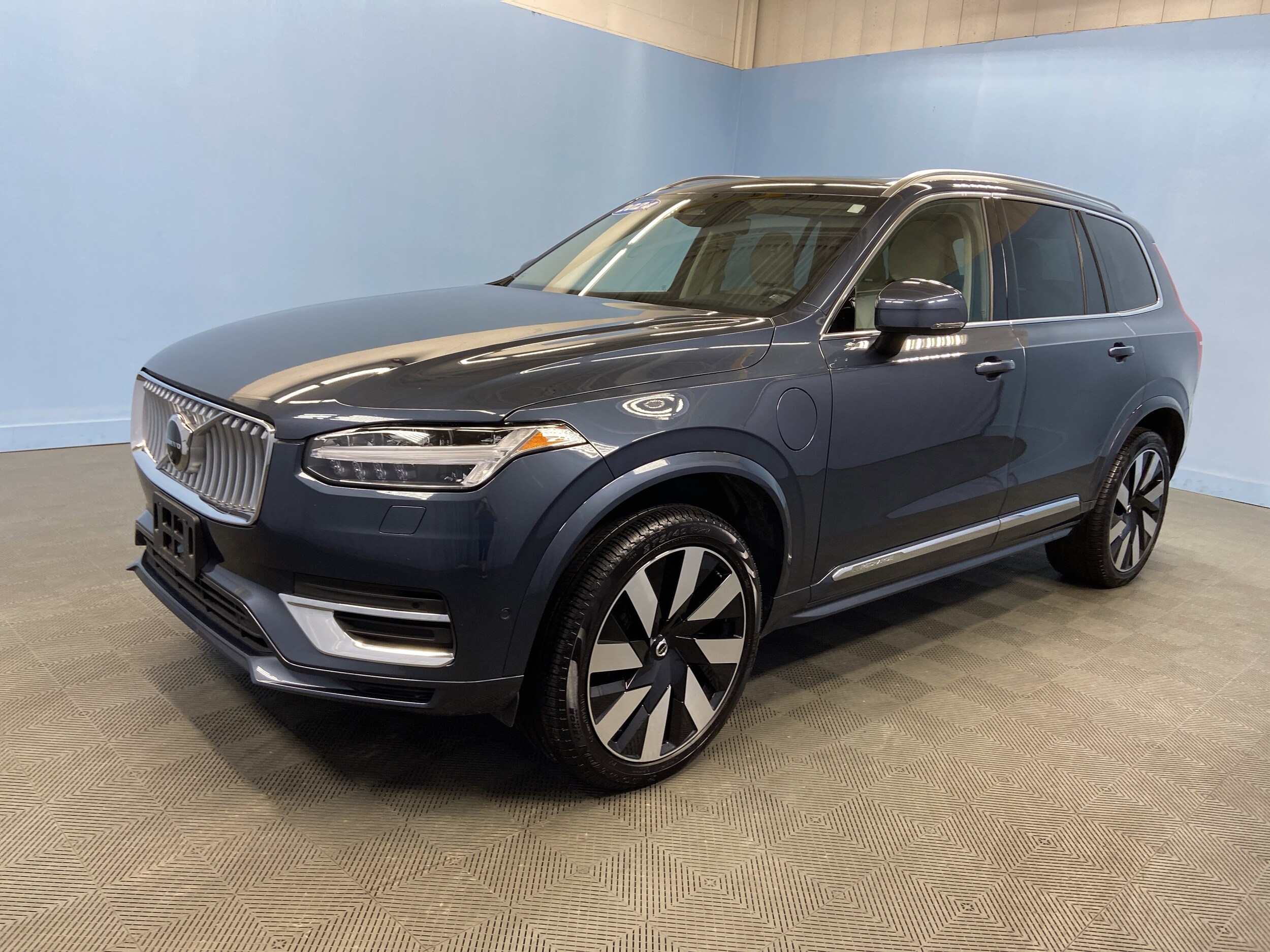 2024 Volvo XC90 Recharge Plus photo 2