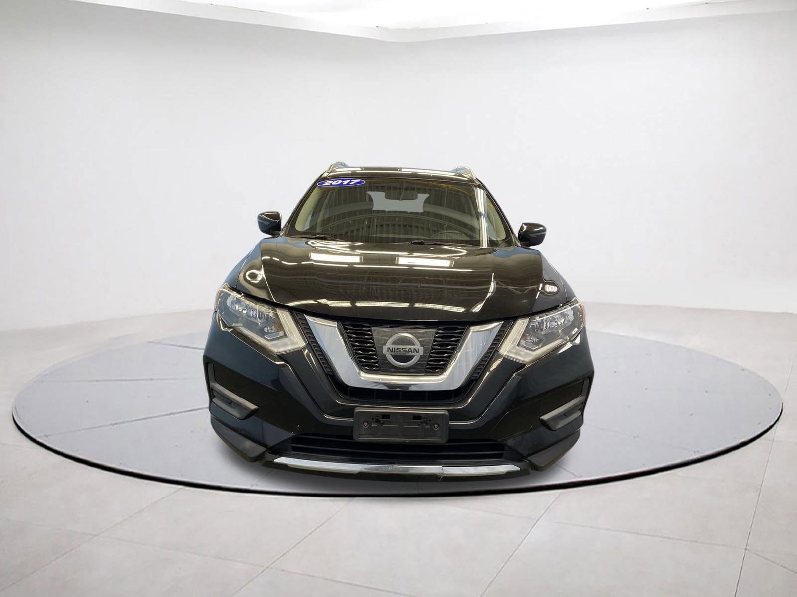 Used 2017 Nissan Rogue SV with VIN JN8AT2MV1HW270302 for sale in East Hartford, CT