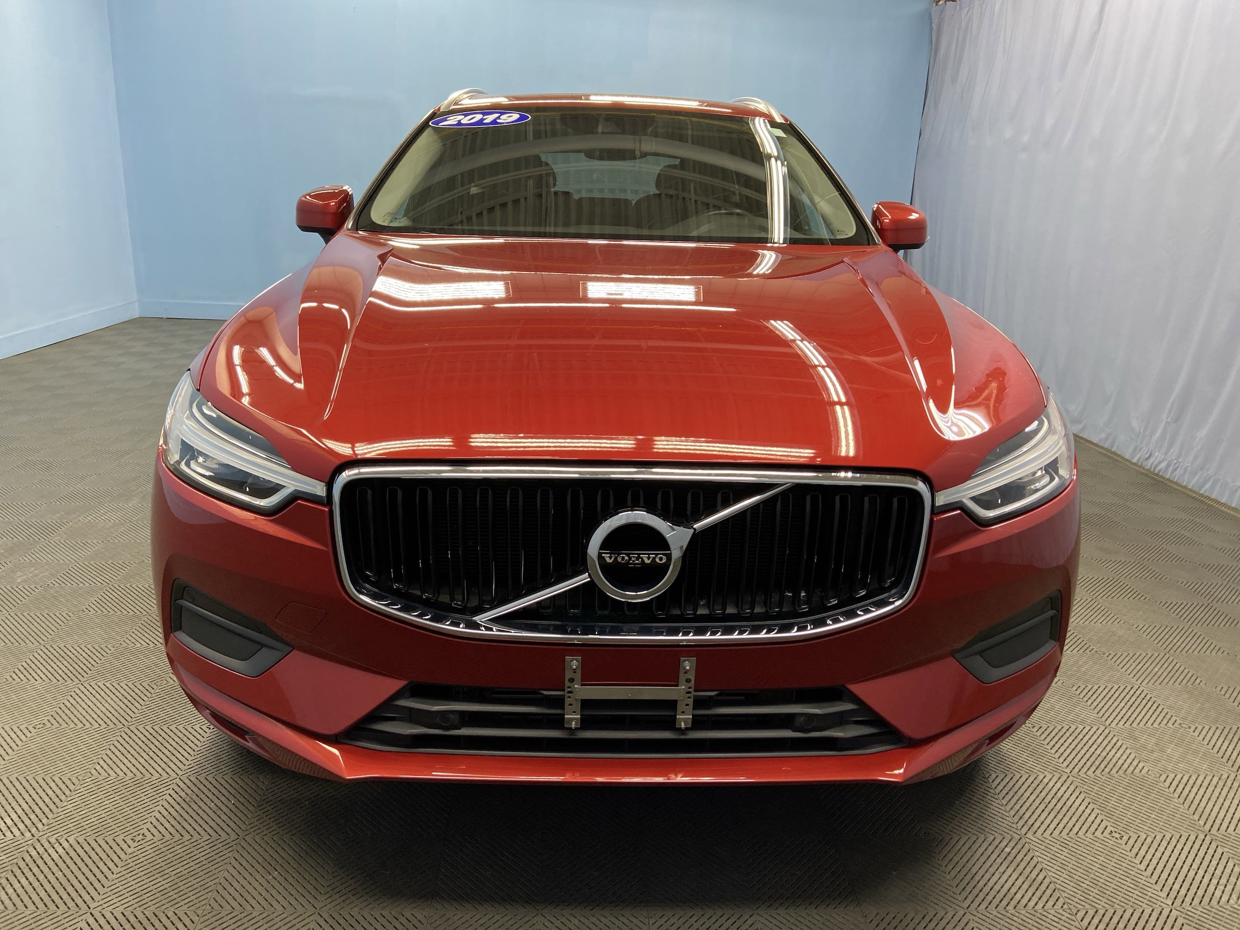 Used 2019 Volvo XC60 Momentum with VIN LYV102RK4KB200955 for sale in East Hartford, CT
