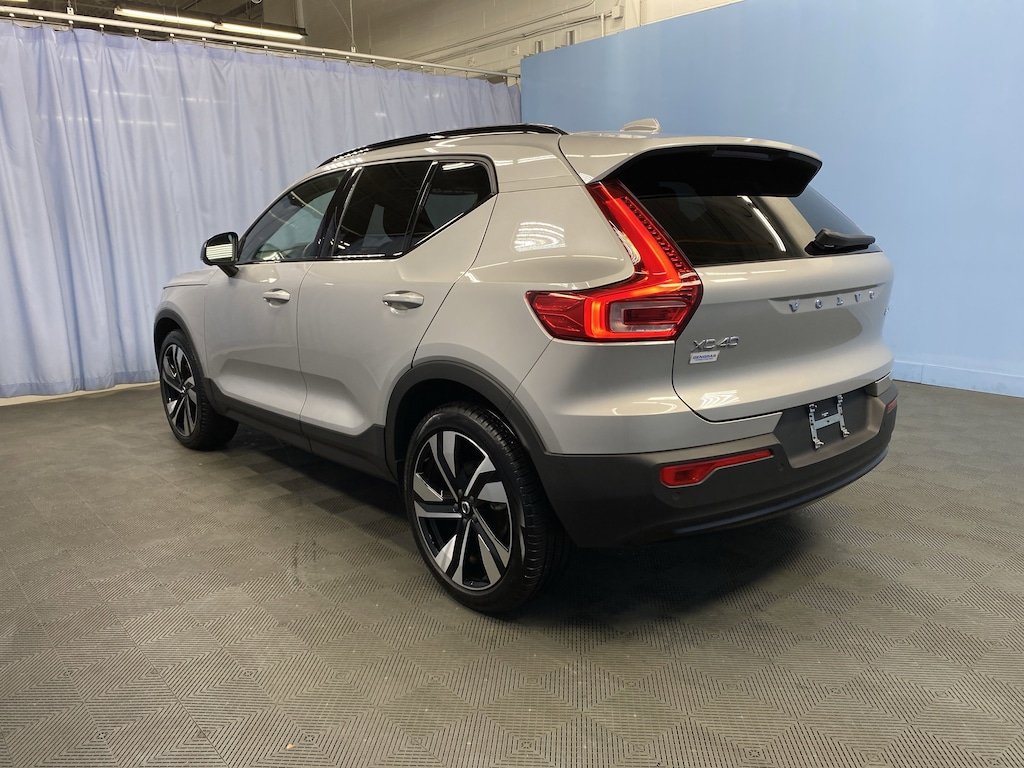 Used 2025 Volvo XC40 Plus Dark Theme SUV