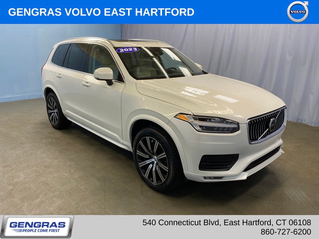 2023 Volvo XC90 SUV 