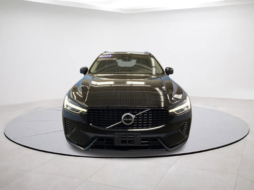 Used 2025 Volvo XC60 Core SUV