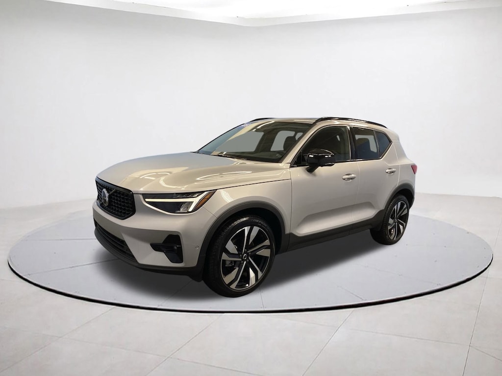 Used 2025 Volvo XC40 Plus Dark Theme SUV