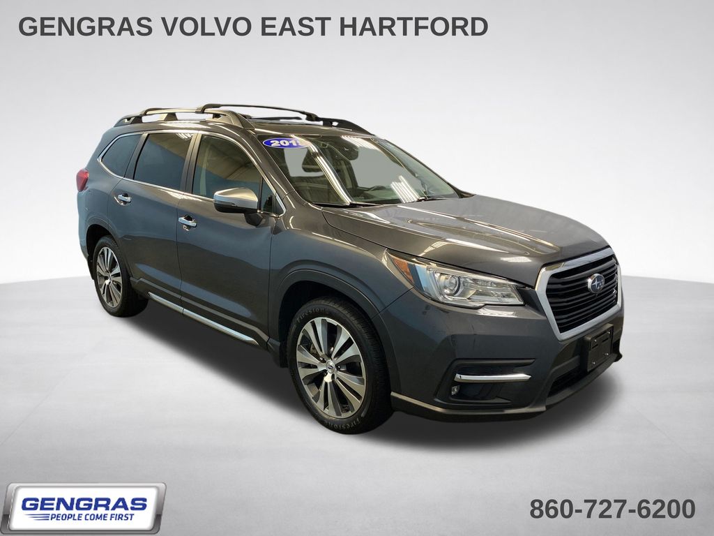 2019 Subaru Ascent Touring's photo