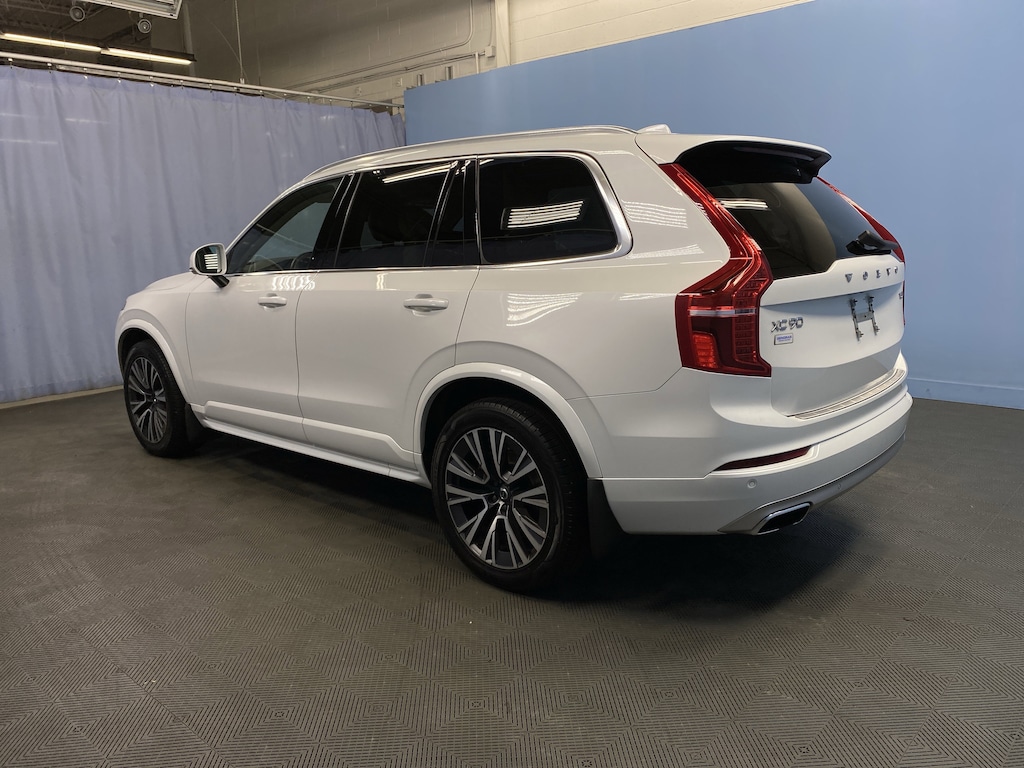 Used 2021 Volvo XC90 Momentum SUV