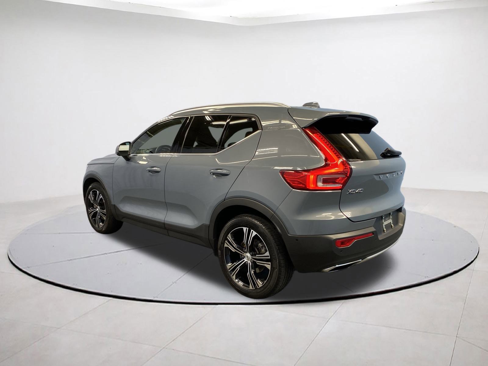 2020 Volvo XC40 Inscription photo 4