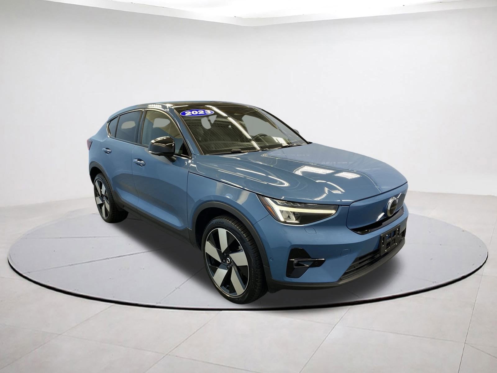 2023 Volvo C40 Ultimate's photo