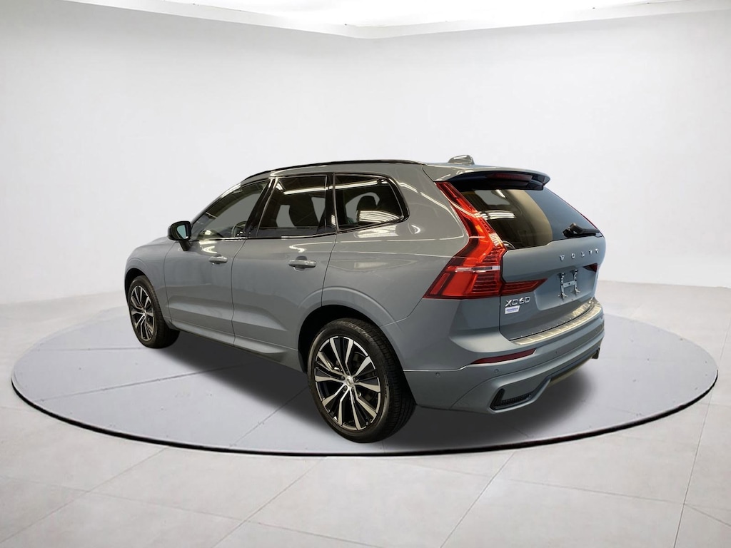 Used 2023 Volvo XC60 Plus Dark Theme SUV