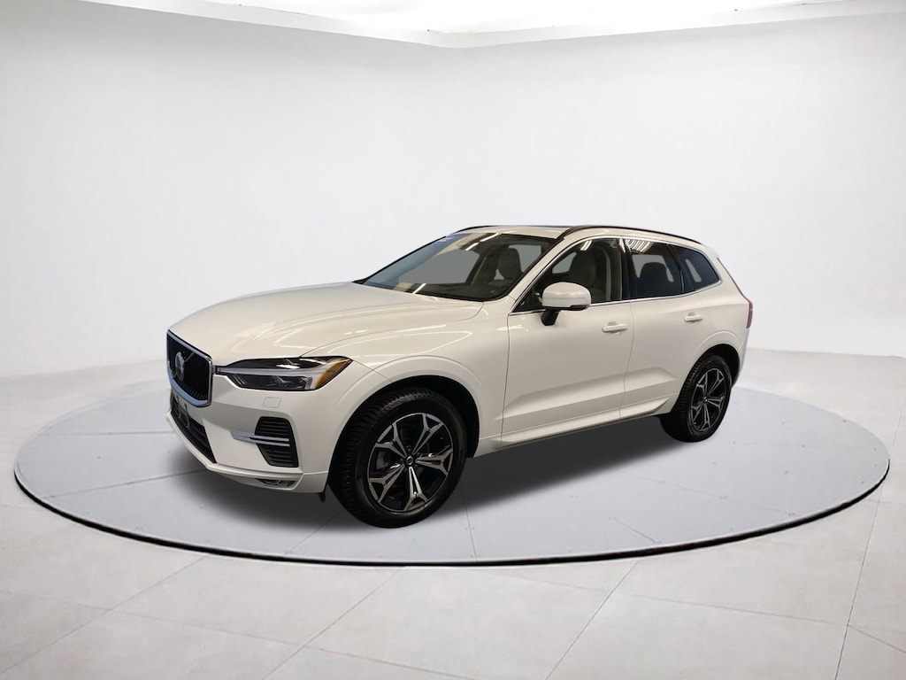 Used 2022 Volvo XC60 Momentum SUV