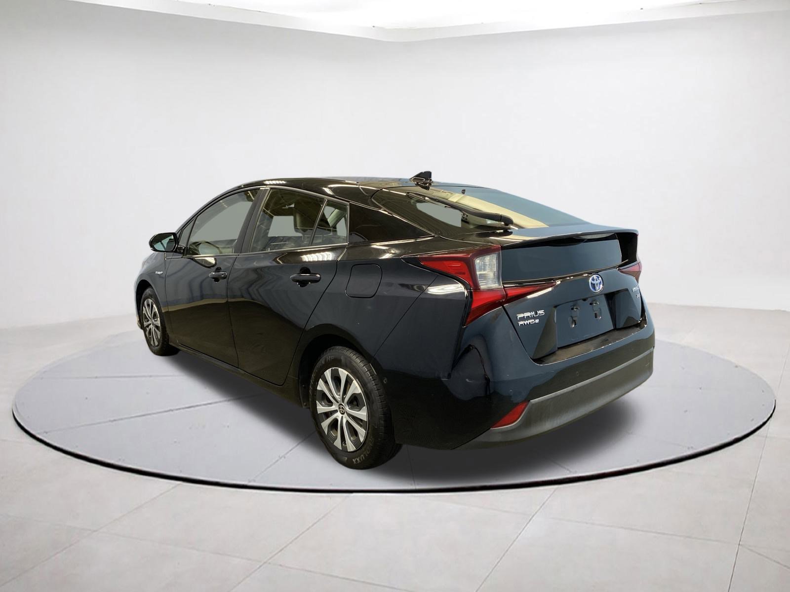 2019 Toyota Prius XLE photo 4