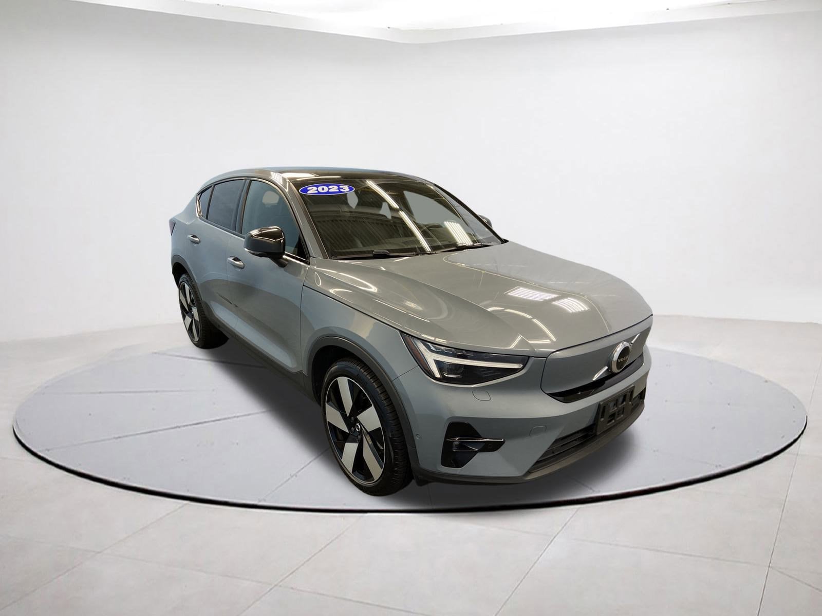 2023 Volvo C40 Ultimate's photo