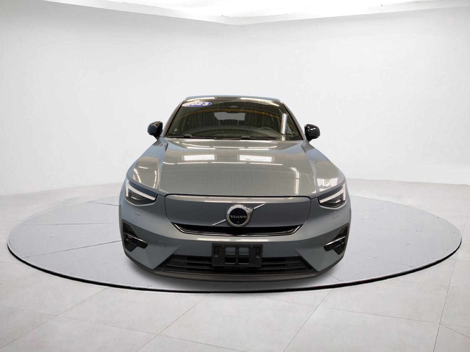 2023 Volvo C40 Recharge Ultimate photo 2