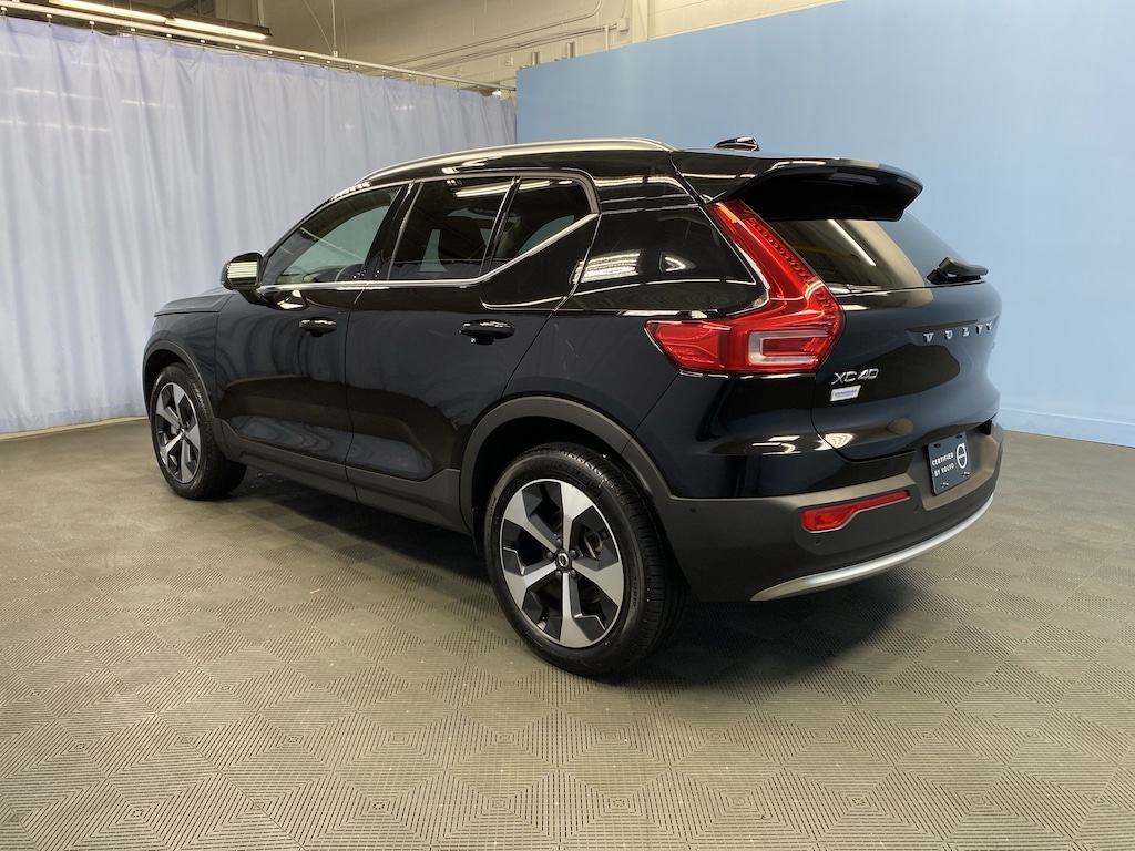 Used 2025 Volvo XC40 Plus Bright Theme SUV