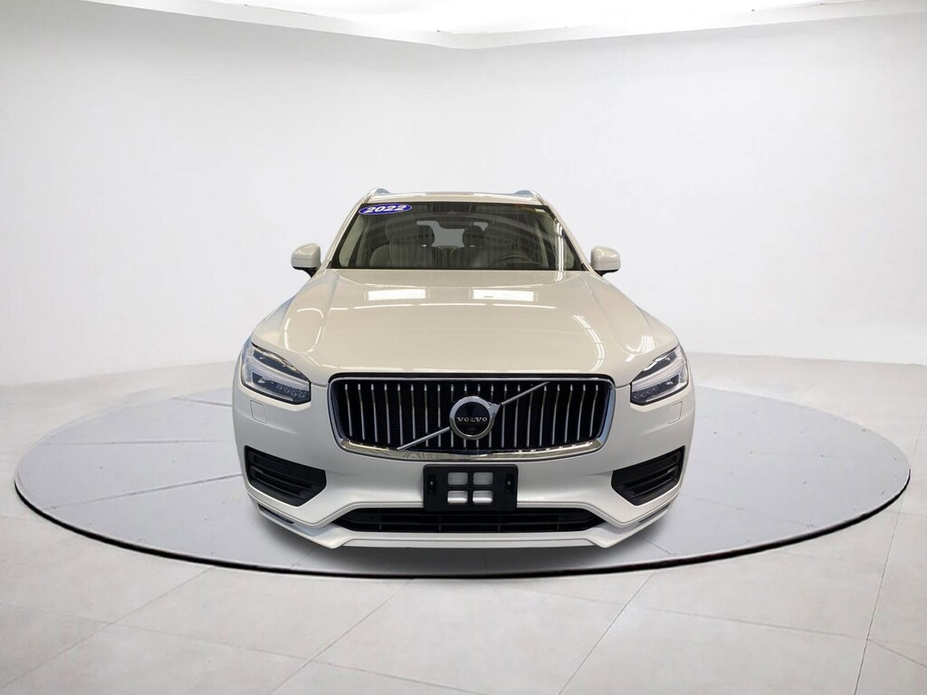 Used 2022 Volvo XC90 Momentum SUV