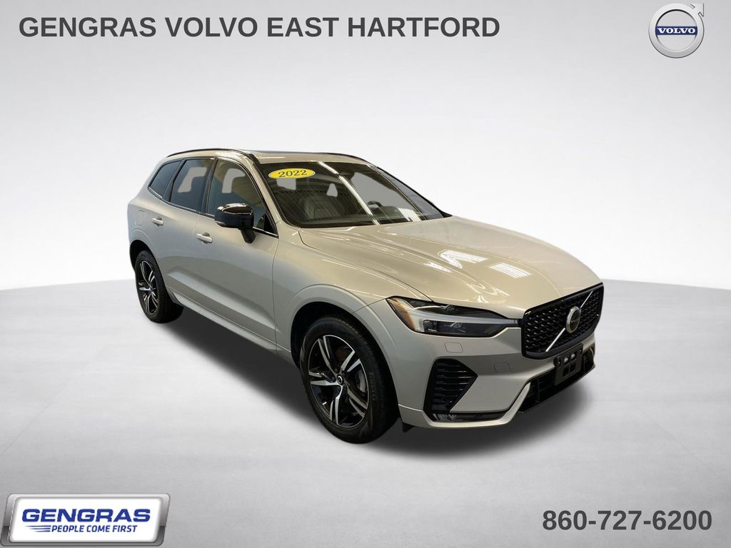 2022 Volvo XC60 SUV 