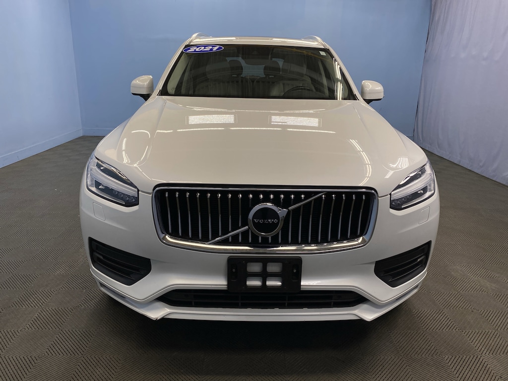 Used 2021 Volvo XC90 Momentum SUV