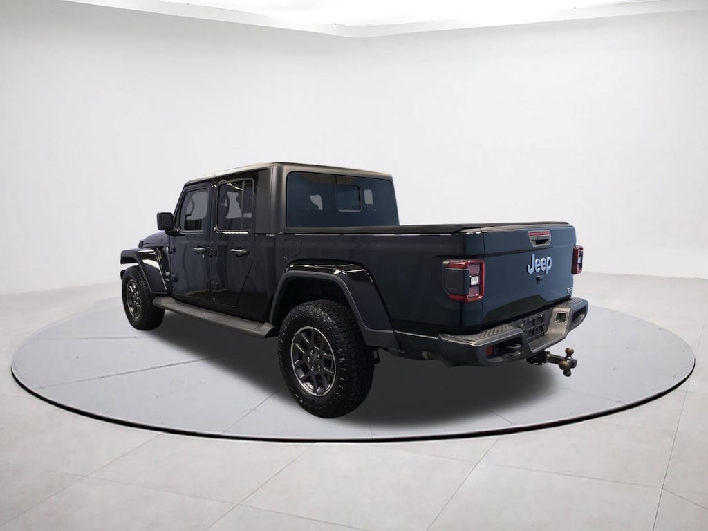 Used 2020 Jeep Gladiator Overland Truck Crew Cab