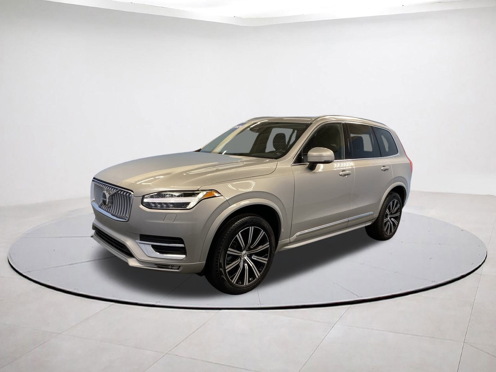2024 Volvo XC90 Core photo 2