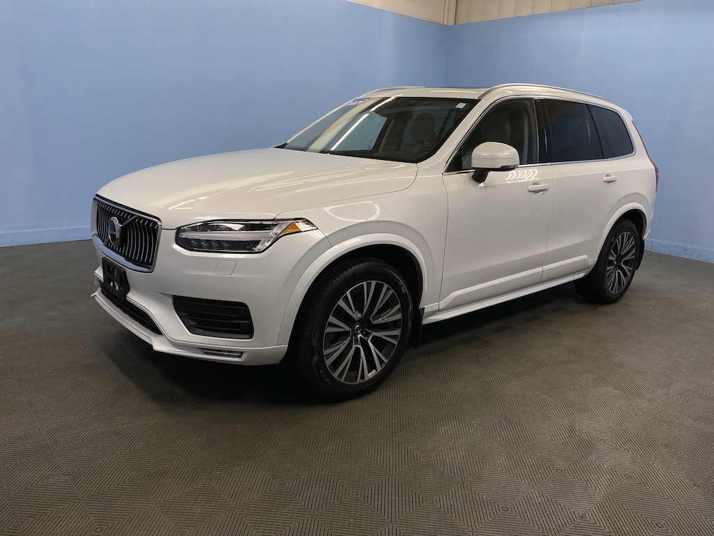 Used 2021 Volvo XC90 Momentum SUV