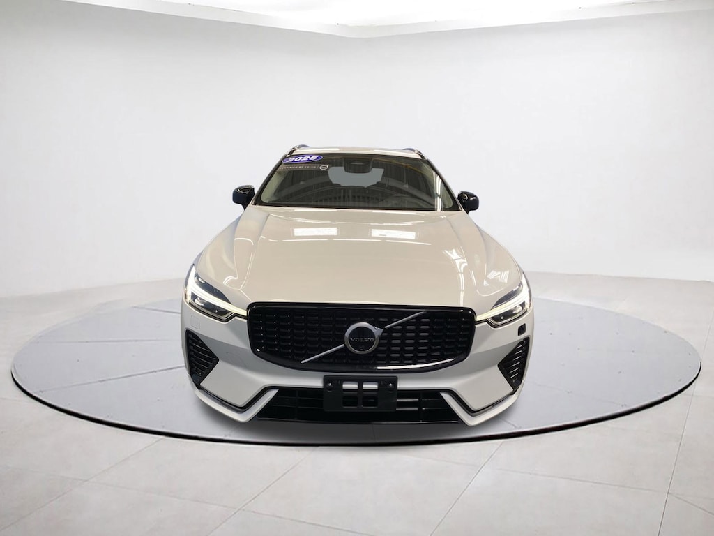 Used 2025 Volvo XC60 Plus SUV