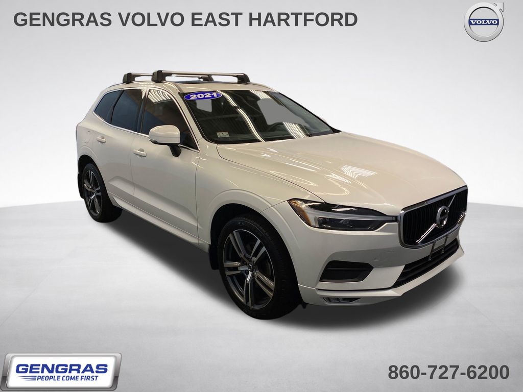 2021 Volvo XC60 T5 Momentum AWD's photo