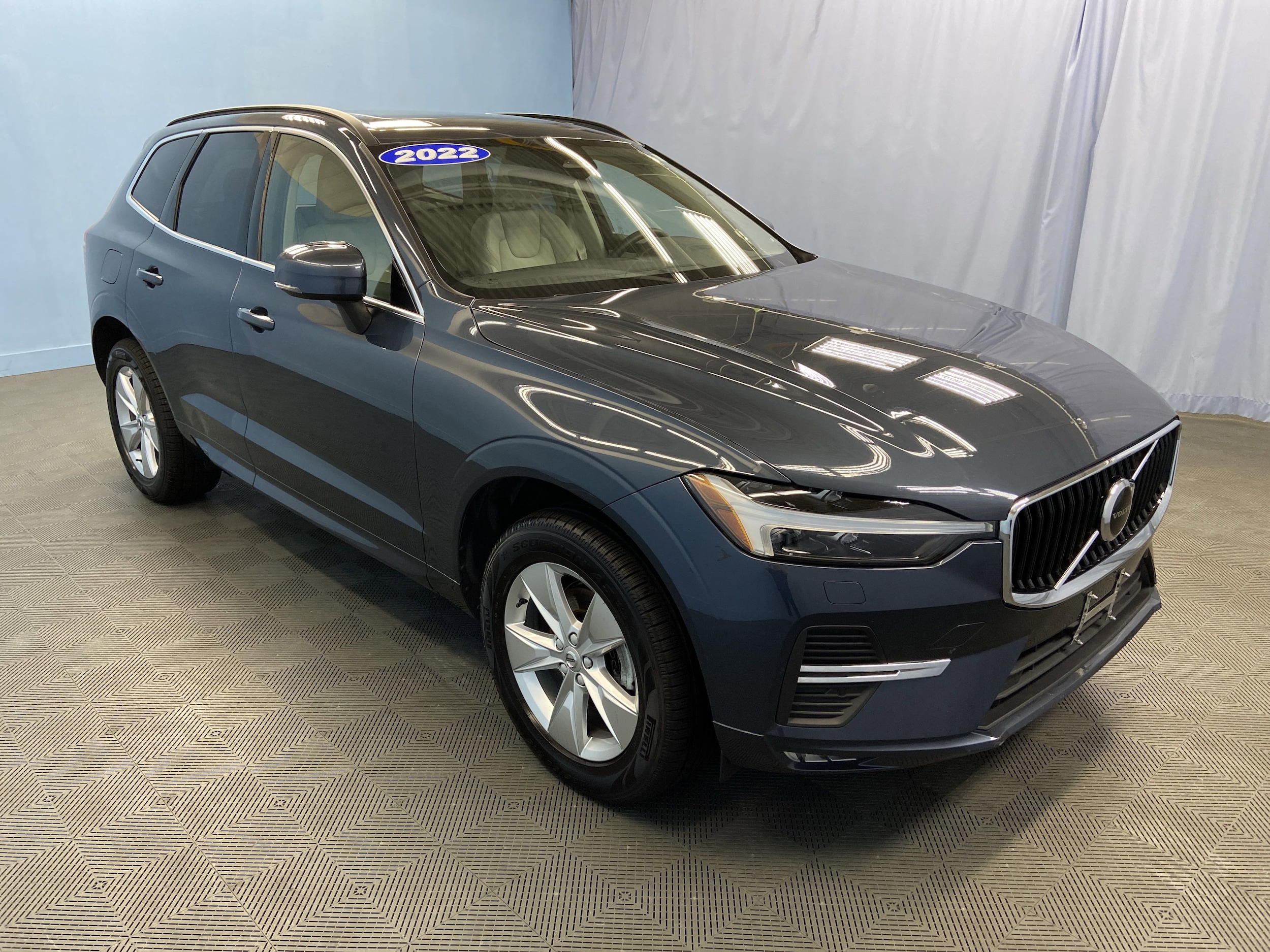 2022 Volvo XC60 SUV 