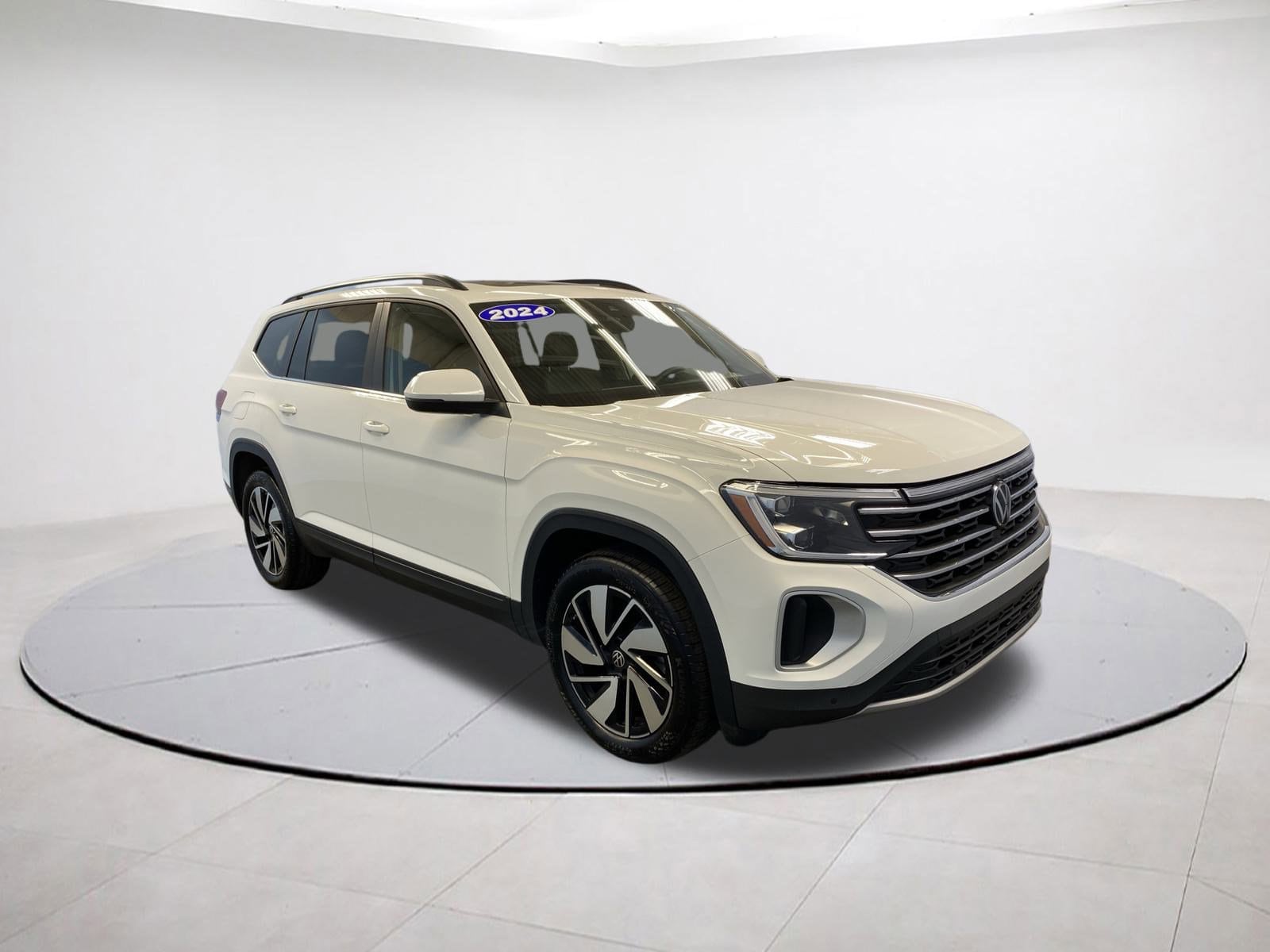 2024 Volkswagen Atlas SE w/Tech's photo