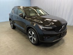 New 2025 Volvo XC40 B5 Plus Dark Theme SUV YV4L12UC6S2606174 for sale Hartford, CT