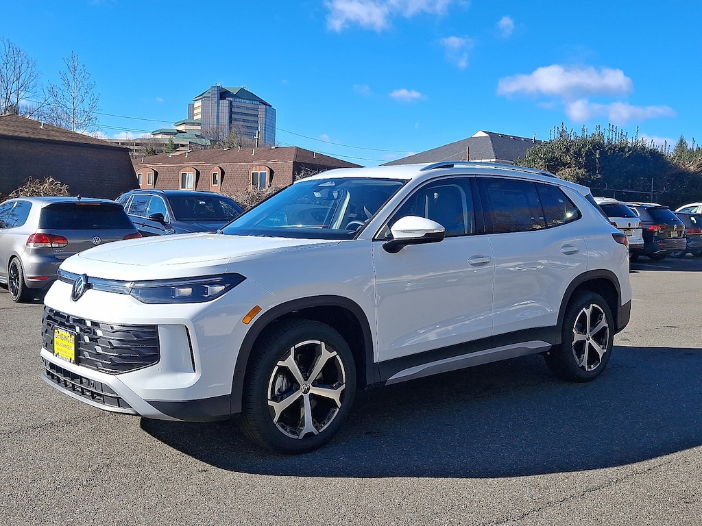 New 2026 Volkswagen Tiguan SE 2.0T SE 4MOTION