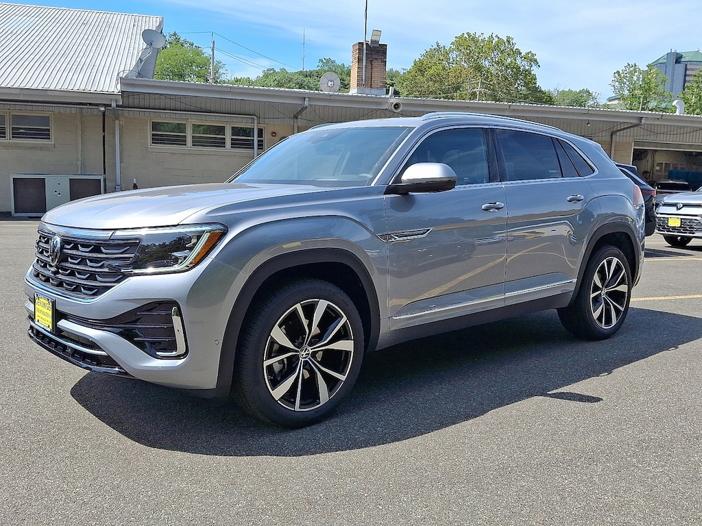 New 2026 Volkswagen Atlas Cross Sport 2.0T SEL Premium R-Line 2.0T SEL Premium R-Line 4MOTION